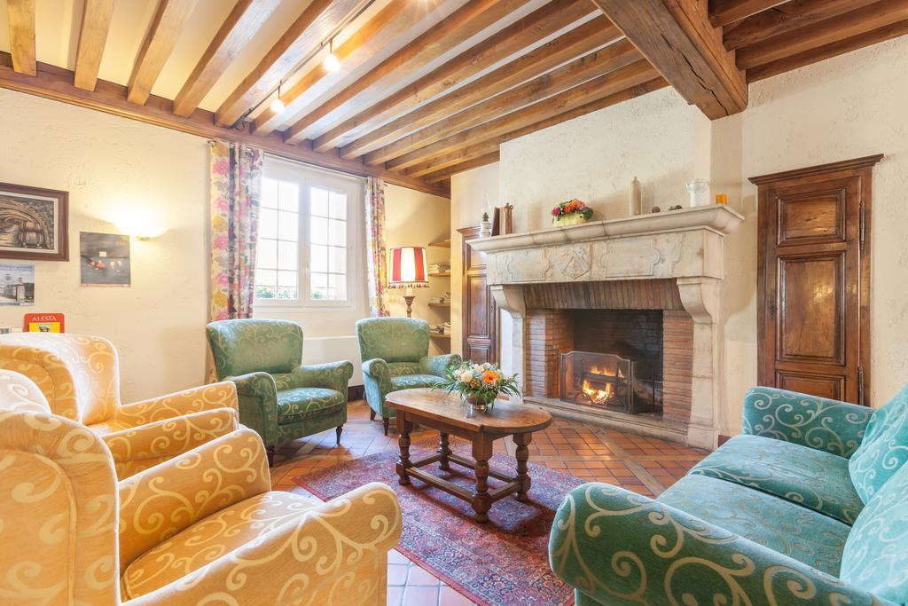 Logis Hotel Les Grands Crus Gevrey-Chambertin Buitenkant foto
